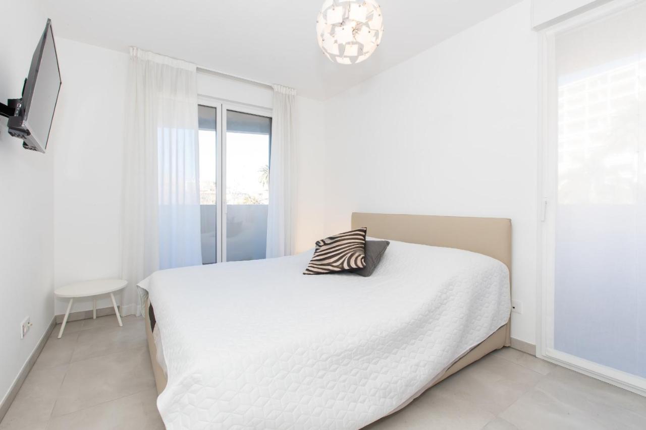 Renovated 2-Br Apartment With Terrace And Pool Cannes Luaran gambar